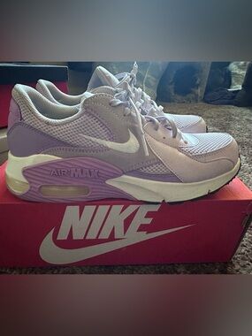 Nike Women's Lavender/Pastel Purple Air Max Sneakers